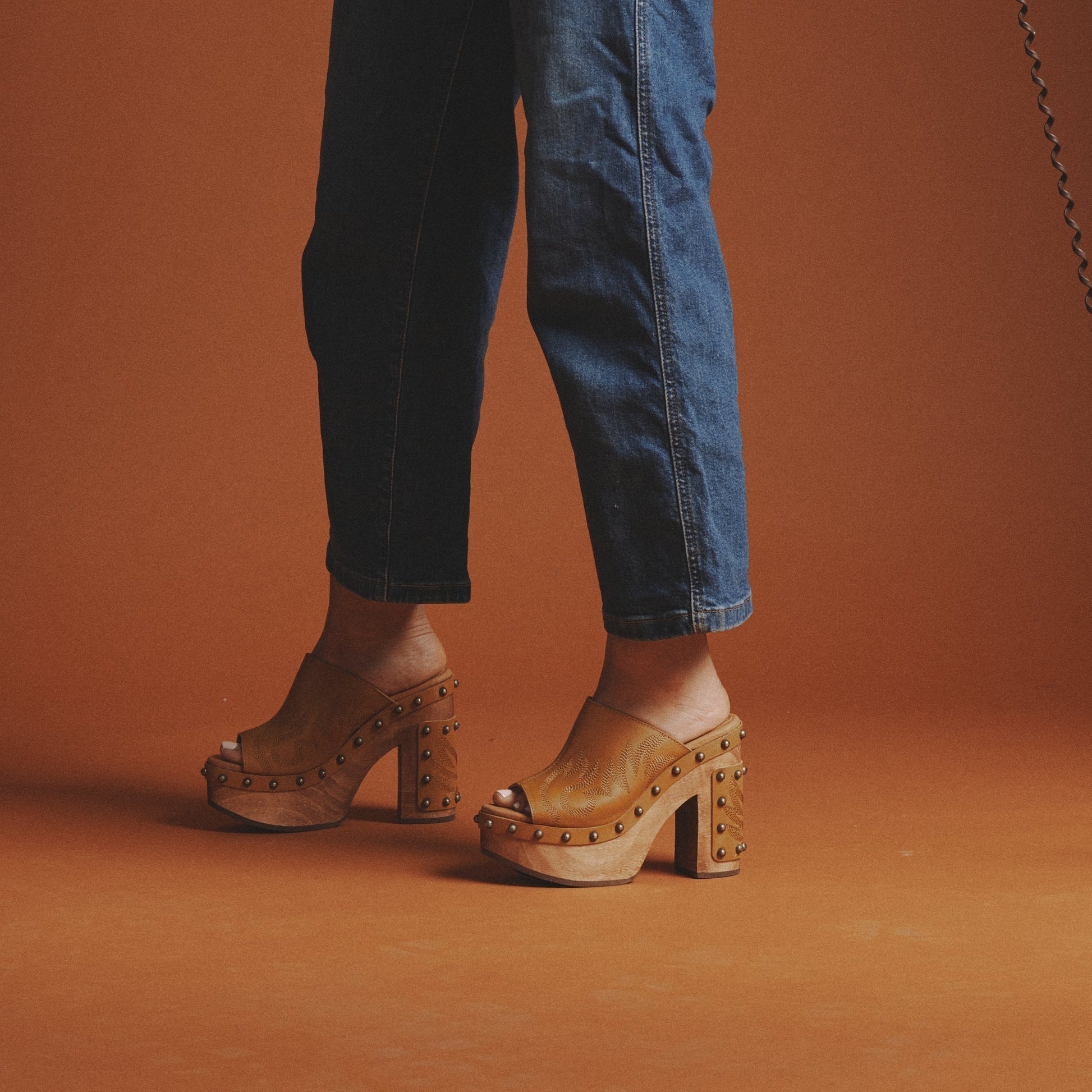 Dingo1969 FREE SPIRIT WOODEN SANDAL
